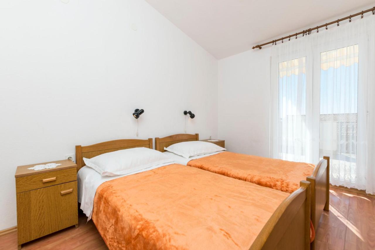 טרוגיר Apartments Neda מראה חיצוני תמונה